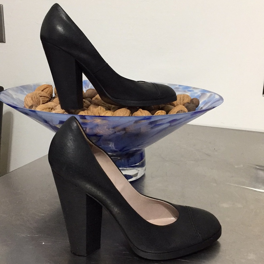 Marcbymarc Jacobs Rounded Capped Toe Angular Heels - image 4